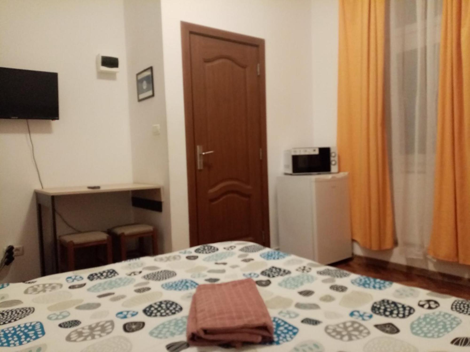 Central Studio In Historic Center Brasov Luaran gambar