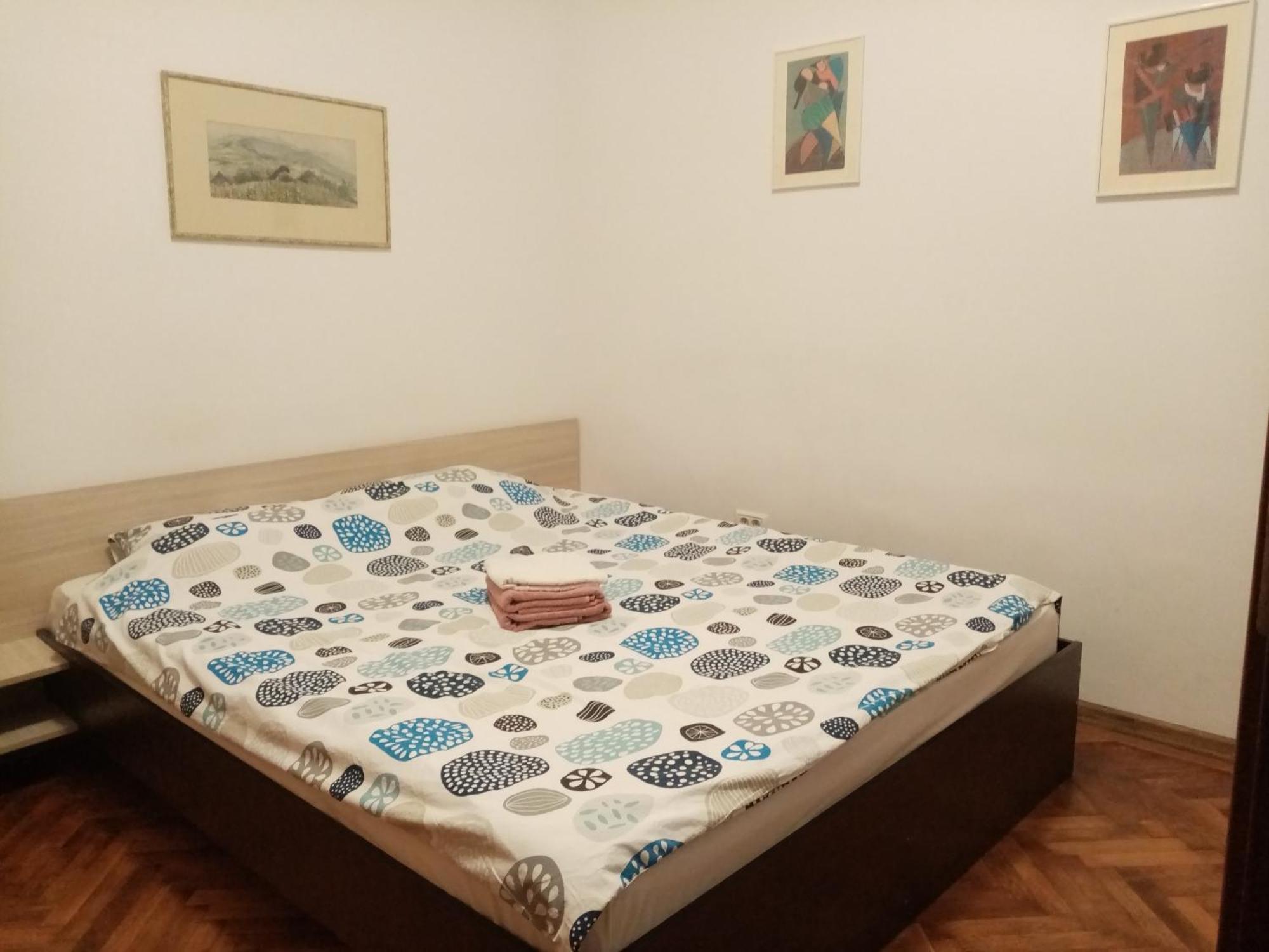 Central Studio In Historic Center Brasov Luaran gambar
