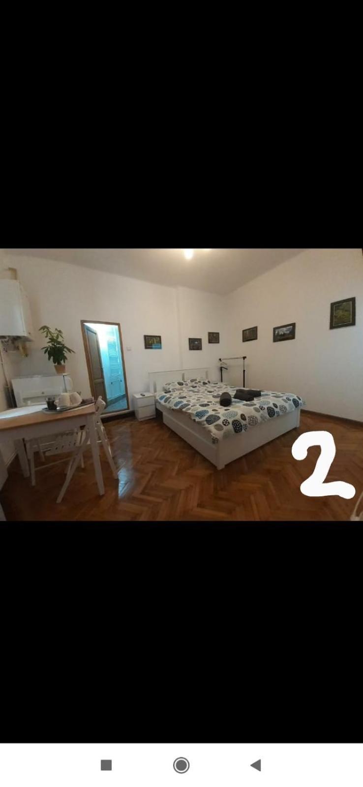 Central Studio In Historic Center Brasov Luaran gambar