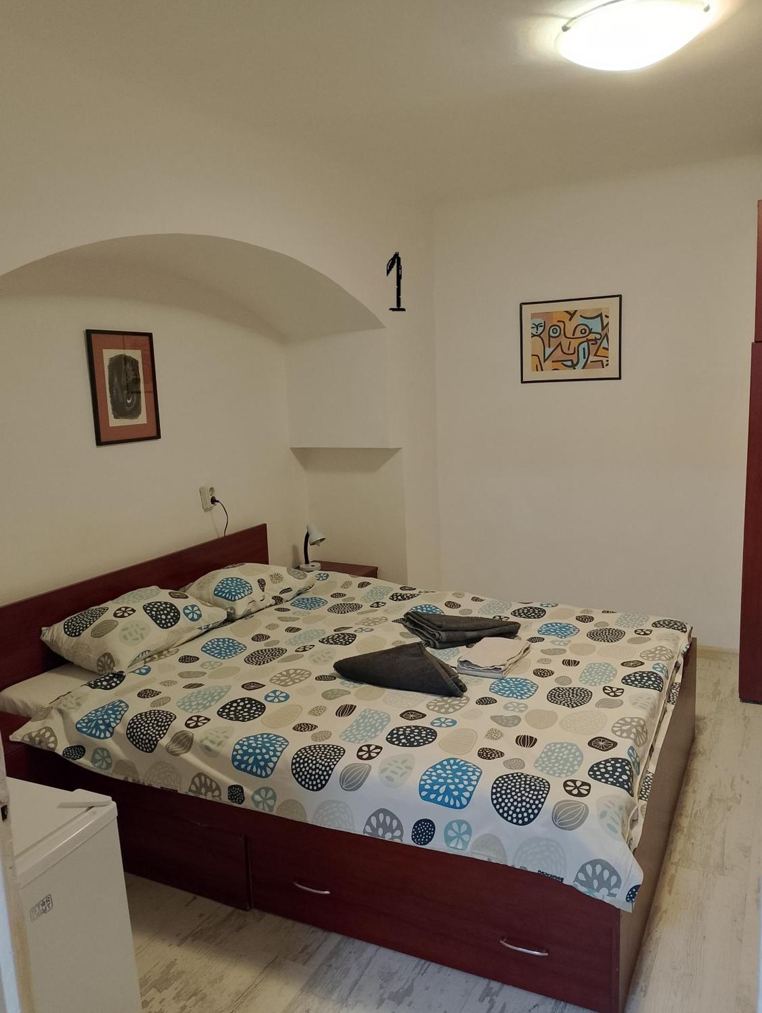 Central Studio In Historic Center Brasov Luaran gambar