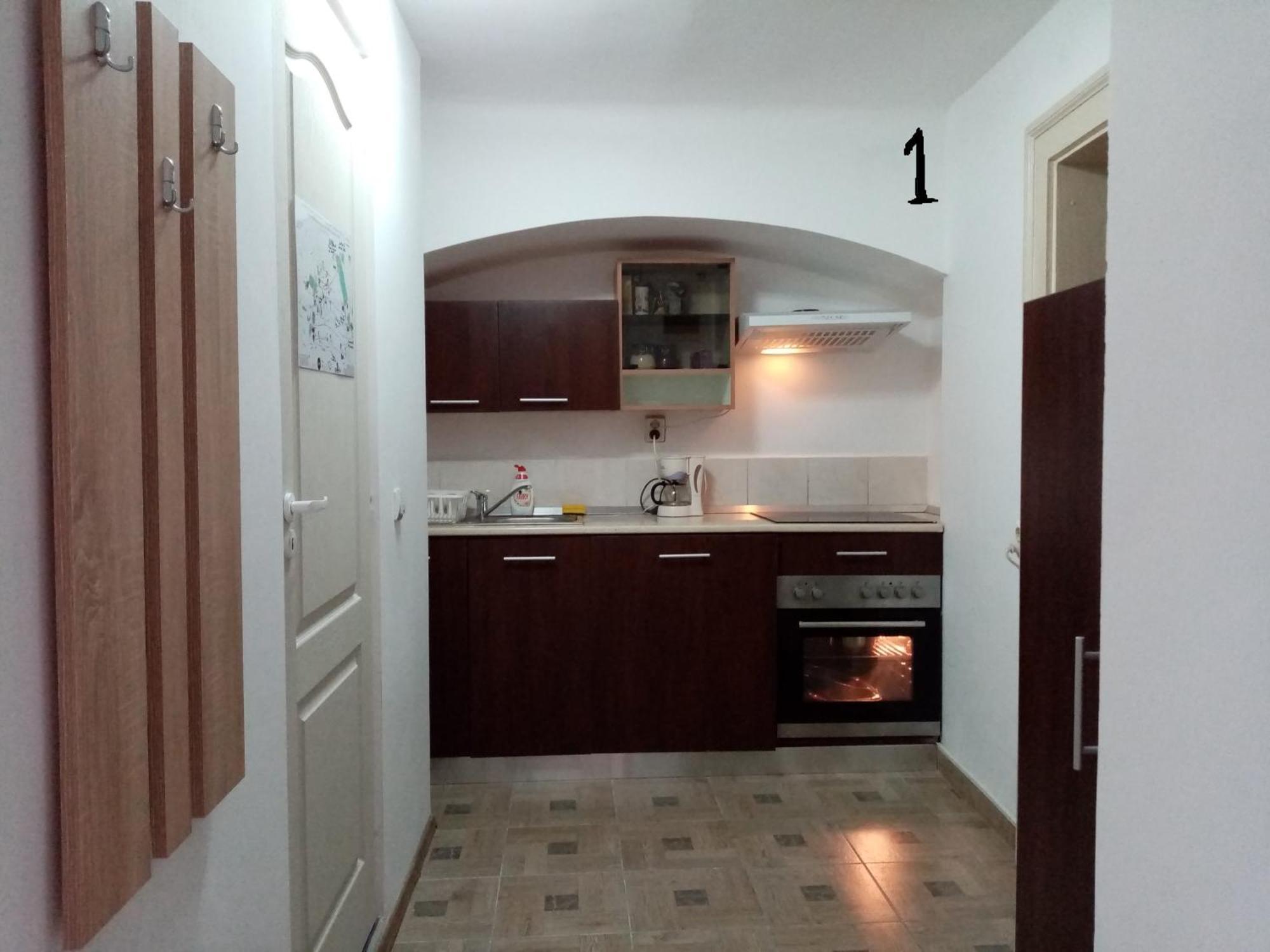Central Studio In Historic Center Brasov Luaran gambar